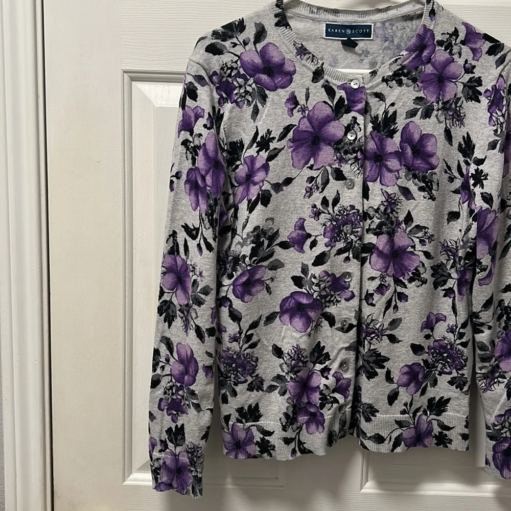 Cute Karen Scott Button Down Sweater Size Large Petite - Picture 3 of 11
